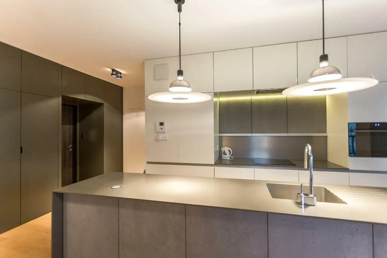 Siedmiogrodzka 1 - 1Br By Homeprime Warsaw Poland